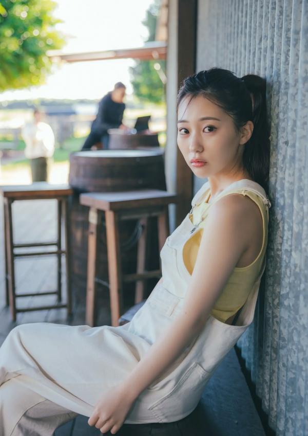 田中美久   田中美久 - 也想更随性地，日系清纯泳装写真，清新夏日池畔性感风格，捕捉灵动迷人瞬间第8张图片