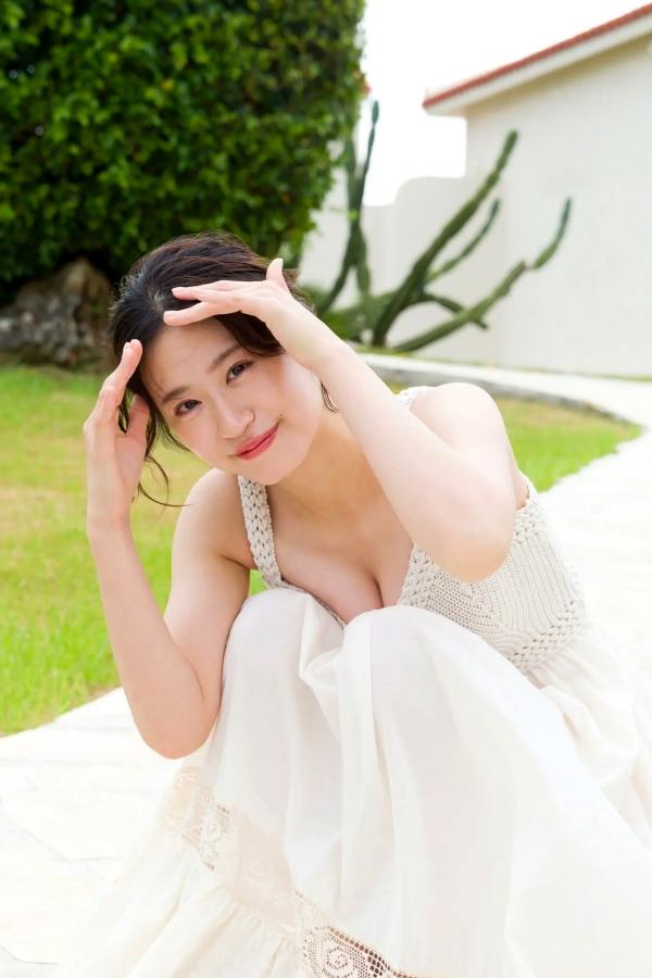 上西怜  上西怜《これまでとこれから》海边沙滩与泳池清纯比基尼写真 [106P]第47张图片