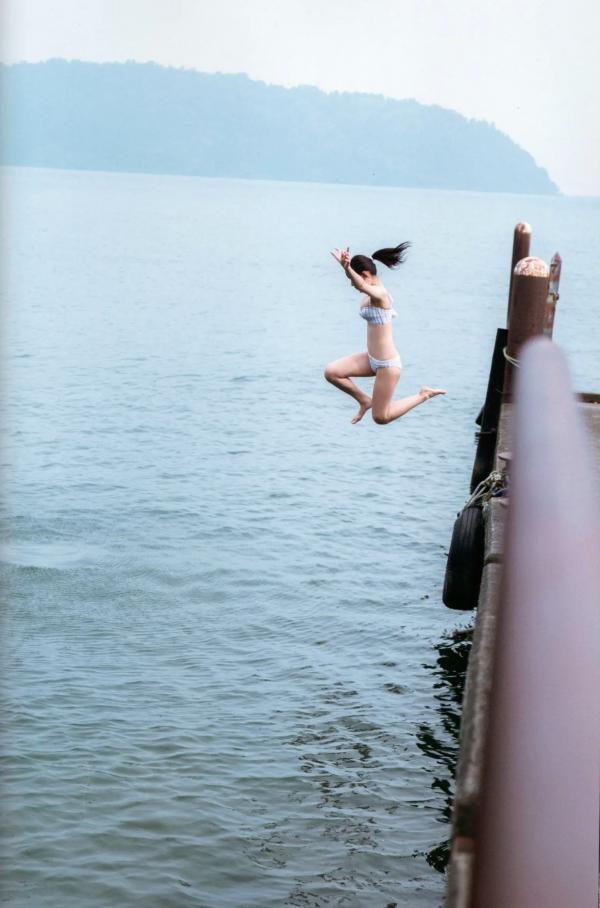 上西怜   上西怜《水の温度》清纯私房写真，日系少女户外泳装与居家清新视觉大赏第61张图片