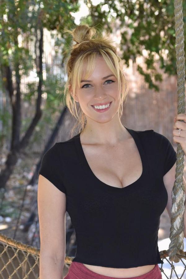 Paige Spiranac 佩奇·施皮雷纳克 Paige Spiranac- 最性感的高尔夫球员第24张图片