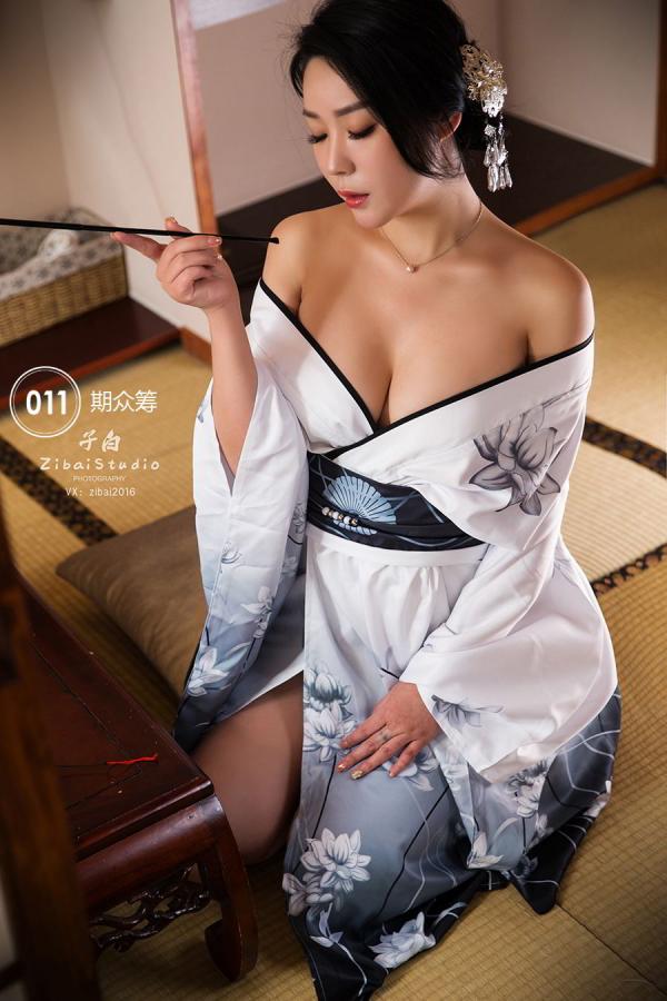 玄子  [TouTiao头条女神]高清写真图 2020-04-15 和风花与蛇 玄子&刘瑾希第4张图片