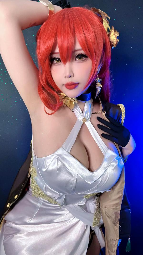 Hana Dinh   Hana bunny - Himeko 崩坏星穹铁道角色扮演，大尺度性感cos，极致曲线，御姐风采第13张图片