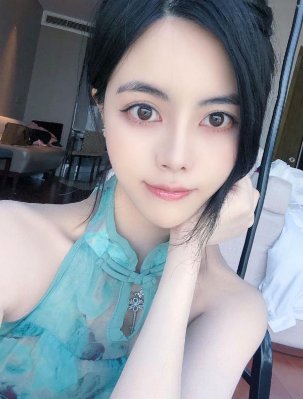 白甜   XR-Uncensored-白甜-极品模特大尺视图合集-XiuRen秀人网内购私拍-室内私房、黑丝诱惑、无圣光大尺度写真第46张图片