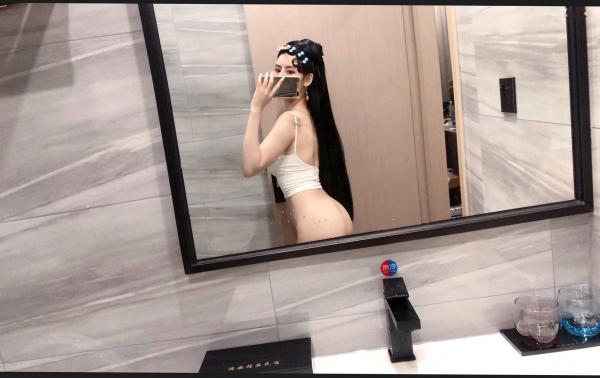 白甜   XR-Uncensored-白甜-极品模特大尺视图合集-XiuRen秀人网内购私拍-室内私房、黑丝诱惑、无圣光大尺度写真第150张图片