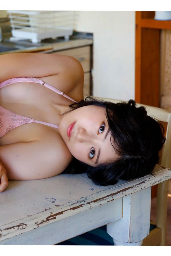 吉田莉桜 吉田莉樱 吉田莉桜 - 停不下来的新鲜感！日系粉色比基尼家居私房写真 [76P]第56张图片