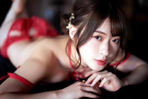 メイリ 美梨  メイリ - 彼女と官能的な时间：浴室湿发诱惑与室内私房性感写真第64张图片