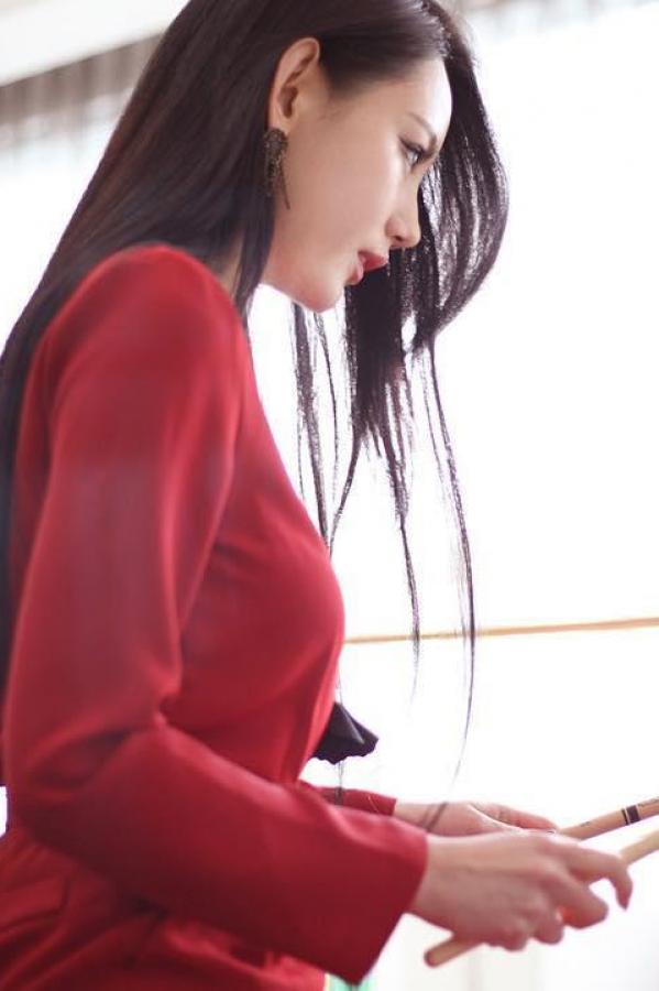 아연 雅妍 韩国火辣鼓手A-YEON，以鼓声重击我的心跳！第13张图片