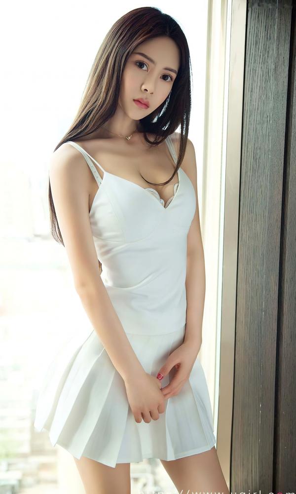 金佳佳   UGirls尤果圈-金佳佳《窈窕仙女》：CK内衣马甲线与白色镂空连体衣的极致诱惑，尽显纯欲骨感私房之美第8张图片
