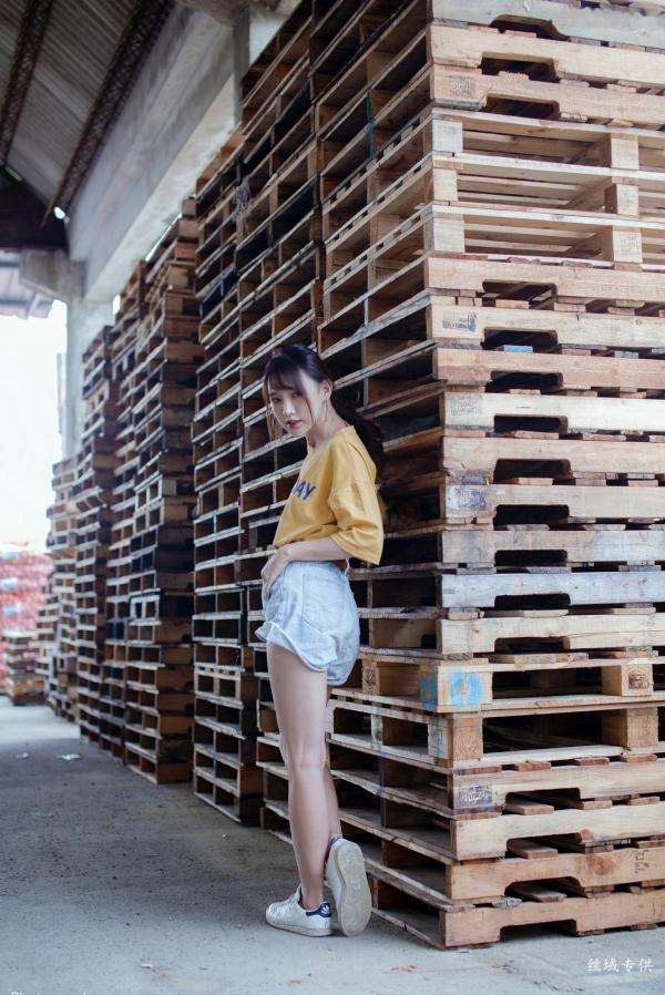 Katie Chiu 比比儿  台湾正妹比比儿《小清新外拍》户外街拍写真集，展现邻家女孩纯美气质与动人魅力第64张图片