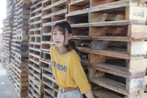 Katie Chiu 比比儿  台湾正妹比比儿《小清新外拍》户外街拍写真集，展现邻家女孩纯美气质与动人魅力第65张图片