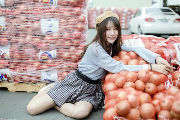 Katie Chiu 比比儿  台湾正妹比比儿《小清新外拍》户外街拍写真集，展现邻家女孩纯美气质与动人魅力第91张图片