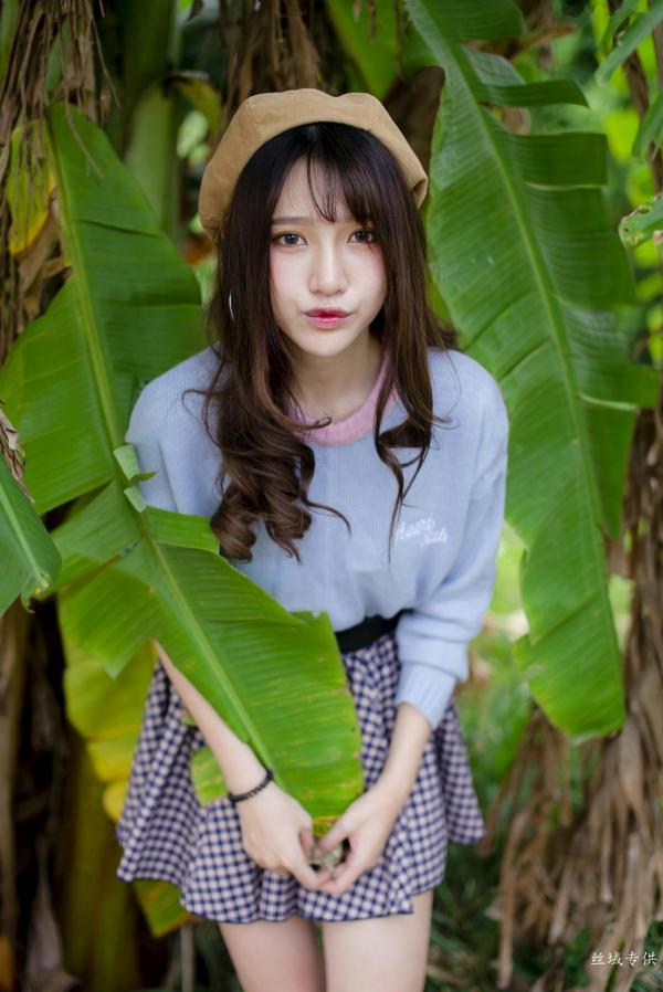 Katie Chiu 比比儿  台湾正妹比比儿《小清新外拍》户外街拍写真集，展现邻家女孩纯美气质与动人魅力第109张图片
