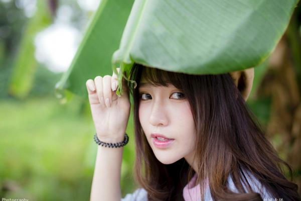 Katie Chiu 比比儿  台湾正妹比比儿《小清新外拍》户外街拍写真集，展现邻家女孩纯美气质与动人魅力第114张图片