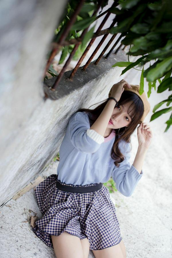 Katie Chiu 比比儿  台湾正妹比比儿《小清新外拍》户外街拍写真集，展现邻家女孩纯美气质与动人魅力第122张图片