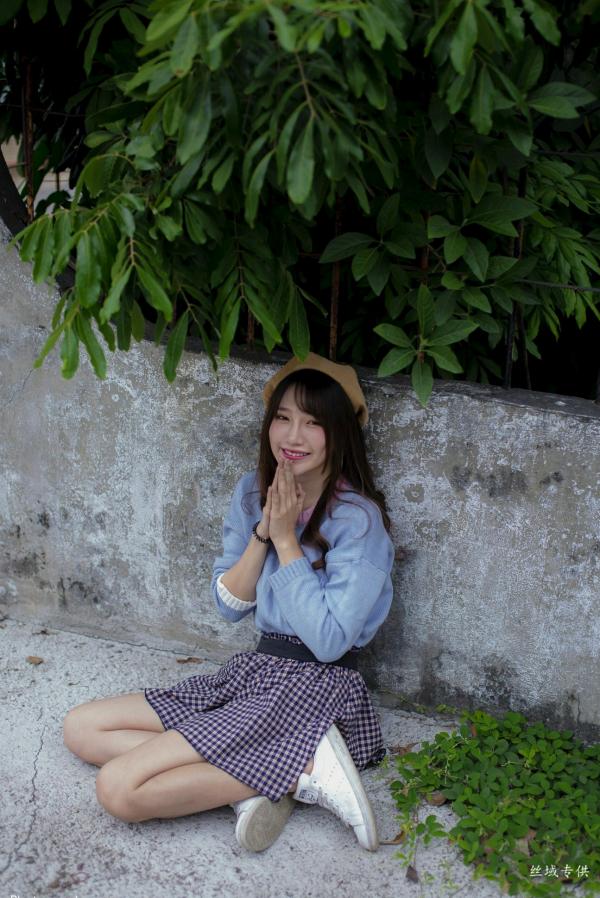 Katie Chiu 比比儿  台湾正妹比比儿《小清新外拍》户外街拍写真集，展现邻家女孩纯美气质与动人魅力第126张图片