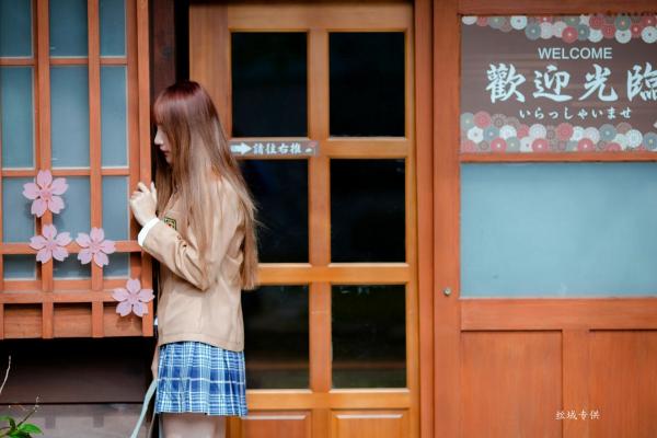 Katie Chiu 比比儿  台湾美少女比比儿《清新学妹》青春校服街拍写真集，演绎日系校园风，尽显女神清纯气质[47P]第19张图片