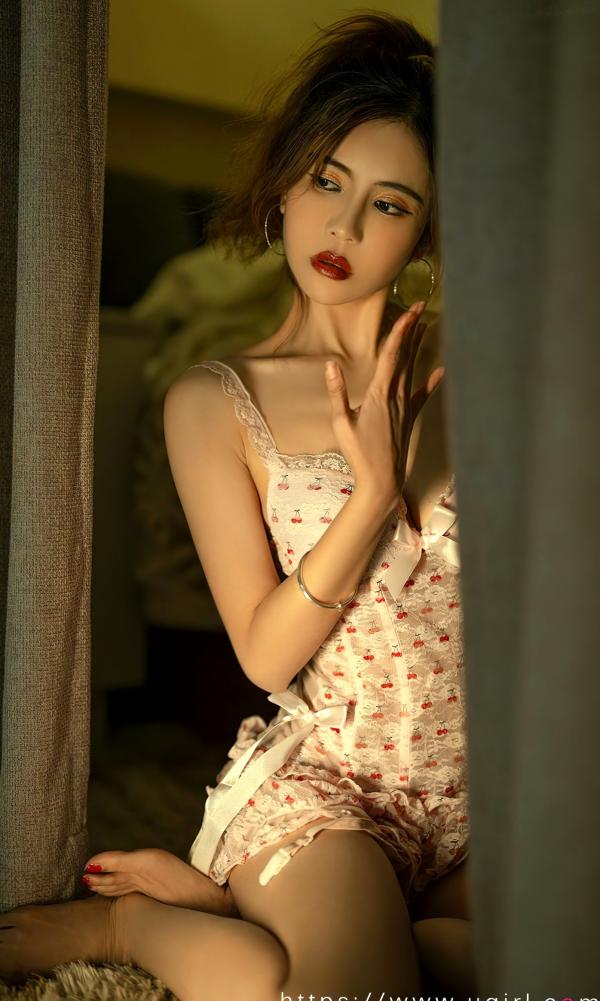 田小燕   UGirlsApp尤果圈爱尤物-2804-田小燕-《眼中的温度》-2024.03-01-极品樱桃蕾丝私房照，展现性感撩人身材第14张图片