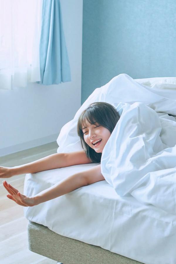 桃月なしこ  桃月なしこ - 最後の夏休み：日系女神沙滩比基尼性感写真第31张图片
