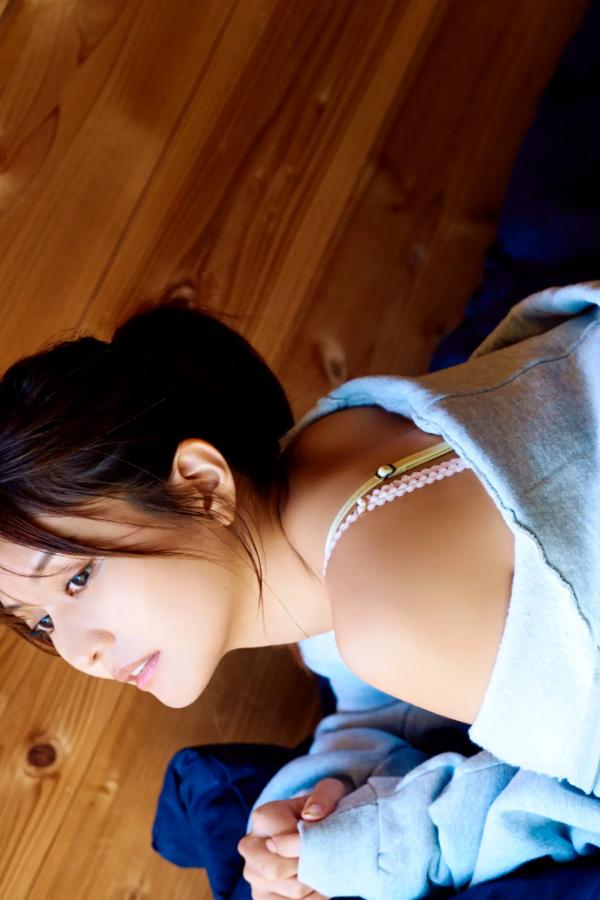 林ゆめ   林ゆめ - 目醒メ 日系性感比基尼与蕾丝内衣写真 阳光海边私房女神第6张图片