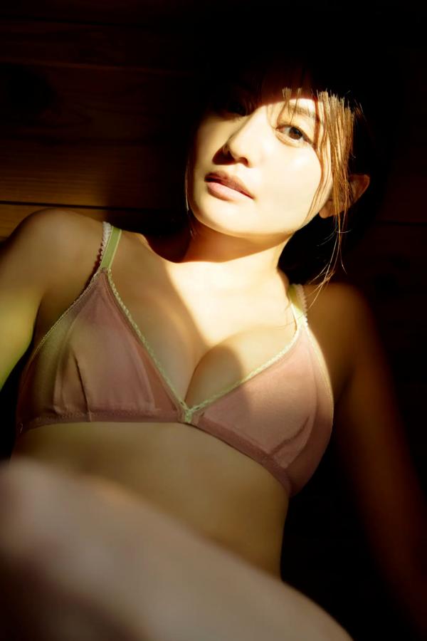 林ゆめ   林ゆめ - 目醒メ 日系性感比基尼与蕾丝内衣写真 阳光海边私房女神第12张图片