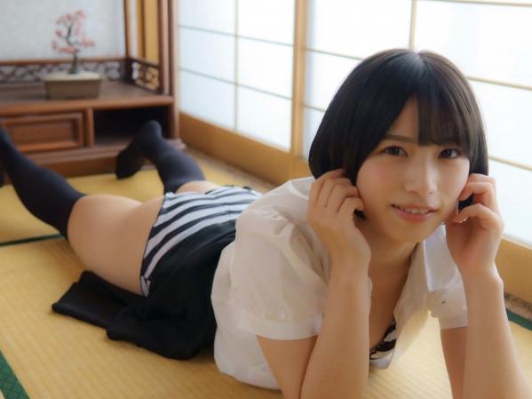 村上りいな   村上りいな《想成为过膝袜》日系室内比基尼性感美腿写真第20张图片