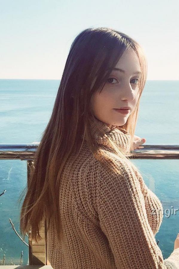 Ilayserah  17岁土耳其少女ilayserah 宛如赫本再世轰动网友第17张图片