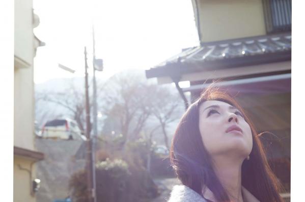 祥子   祥子 - 椿：性感蕾丝内衣、纯白私房与户外湿身艺术写真，展现百变女神迷人魅力第64张图片