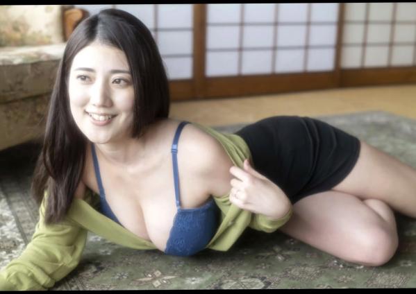 草野綾 草野绫  Exciting Girls 草野绫居家私房写真，清新针织衫搭配性感内衣，尽显迷人曲线与甜美风情第20张图片