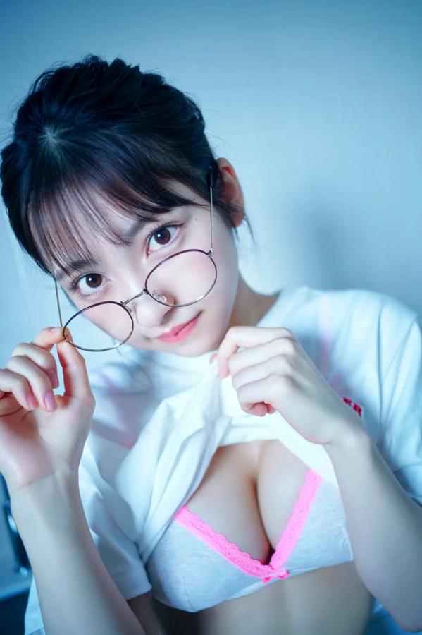 とーみ 十味 十味《Off Mode》日系家居清新私房照 甜美少女内衣与浴缸性感写真第11张图片