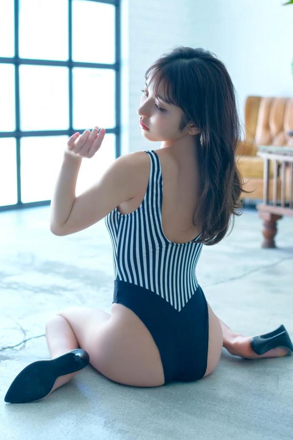 とーみ 十味 十味《Off Mode》日系家居清新私房照 甜美少女内衣与浴缸性感写真第31张图片