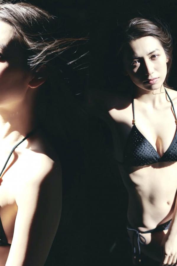 佐藤あいり  佐藤あいり - 新宿ロンリネス 性感比基尼家居私房与街拍写真第27张图片