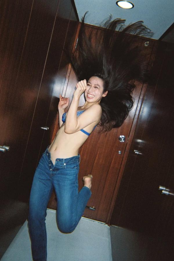 佐藤あいり   佐藤あいり- 艶めく素肌 vol.2 日系清新私房写真，白嫩肌肤比基尼诱惑第6张图片