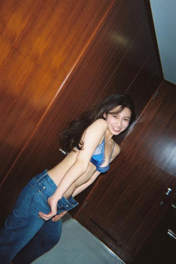 佐藤あいり   佐藤あいり- 艶めく素肌 vol.2 日系清新私房写真，白嫩肌肤比基尼诱惑第7张图片
