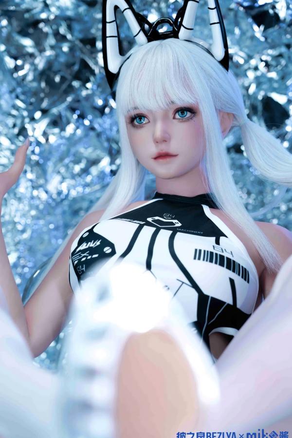 Miko酱   miko酱ww - 机械姬：赛博朋克风机甲少女私房写真，科幻冷艳造型，黑白双姝极致诱惑[25P]第18张图片