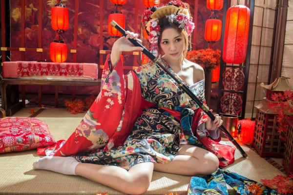 彭琁   台湾正妹彭琁写真集：娇艳华丽花魁与纯欲风护士双重视觉冲击，角色扮演特色写真合辑第7张图片