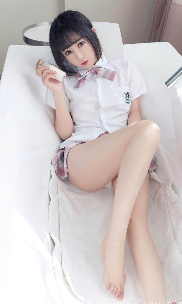 慕晴儿   UGirlsApp尤果圈-夏瑶-《夏之光的洗礼》：极致清纯私房制服诱惑，浴缸里的夏日少女，尽显白皙长腿与曼妙曲线，无圣光呈现第15张图片