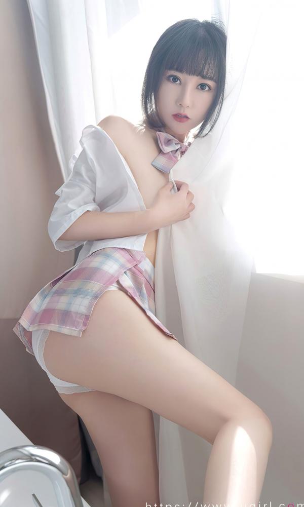 慕晴儿   UGirlsApp尤果圈-夏瑶-《夏之光的洗礼》：极致清纯私房制服诱惑，浴缸里的夏日少女，尽显白皙长腿与曼妙曲线，无圣光呈现第18张图片