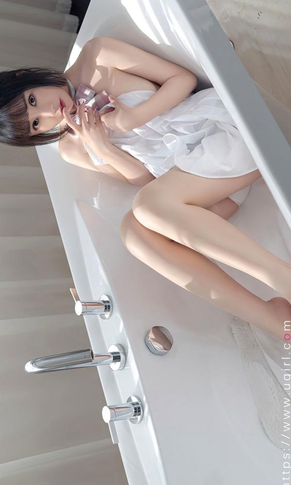慕晴儿   UGirlsApp尤果圈-夏瑶-《夏之光的洗礼》：极致清纯私房制服诱惑，浴缸里的夏日少女，尽显白皙长腿与曼妙曲线，无圣光呈现第31张图片