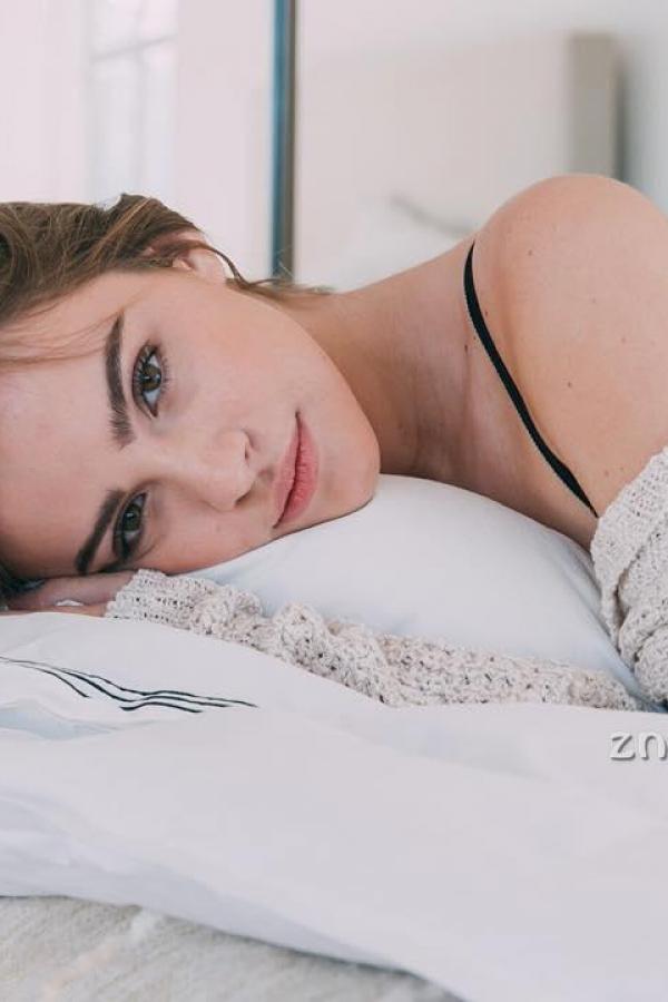 Bridget Rose Satterlee  Bridget Satterlee- 马背上长大的精英模特儿第1张图片