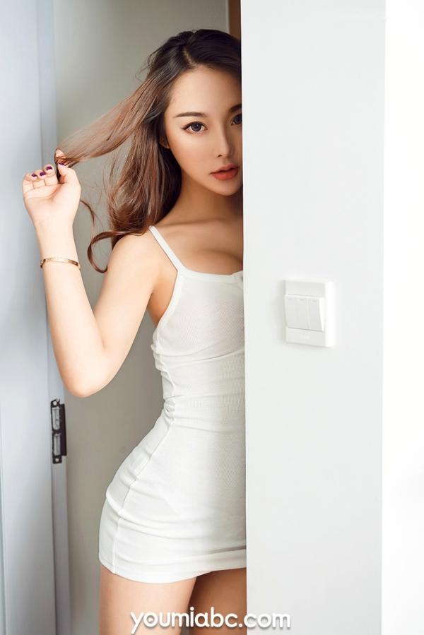 陈圆圆   YouMi尤蜜-陈圆圆-《红颜祸水》性感私房白裙美腿大尺度诱惑写真第4张图片