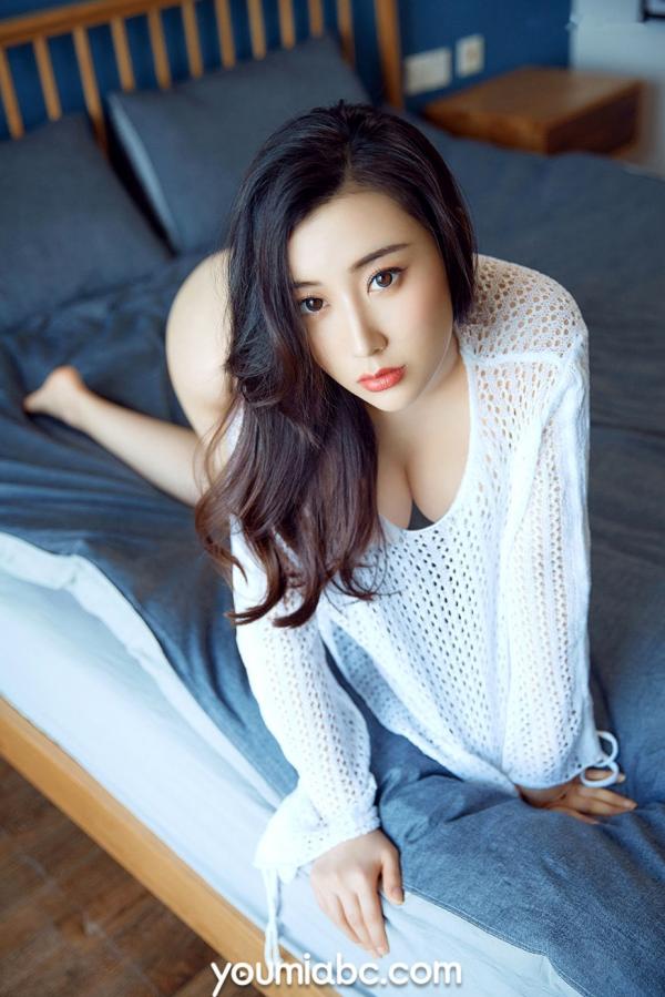 小仙   YouMi尤蜜：小仙《意乱情迷》高清私房照，白嫩肤质尽显性感诱惑，极品女神家居魅拍第39张图片