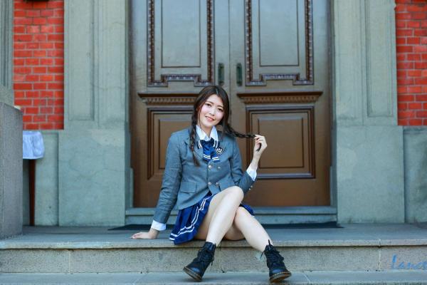 黄品瑄 薛薛Brindy  台湾正妹黄品瑄《台湾大学校园外拍》：清纯校服诱惑，元气少女街拍写真第43张图片