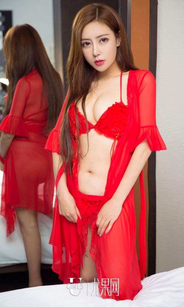 吴美溪   UGirlsApp尤果圈爱尤物-2948-吴美溪-《最炙热的心跳》-性感内衣与风情护士角色扮演私房美图-2024.09.21第18张图片