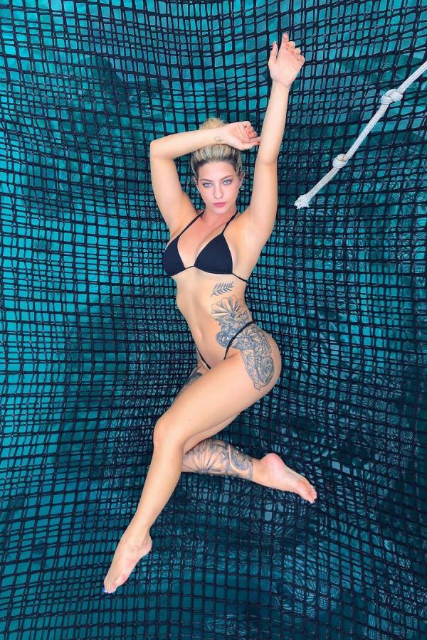 Ashley Resch  Ashley Resch- 登上杂志75次的肉感Model第46张图片