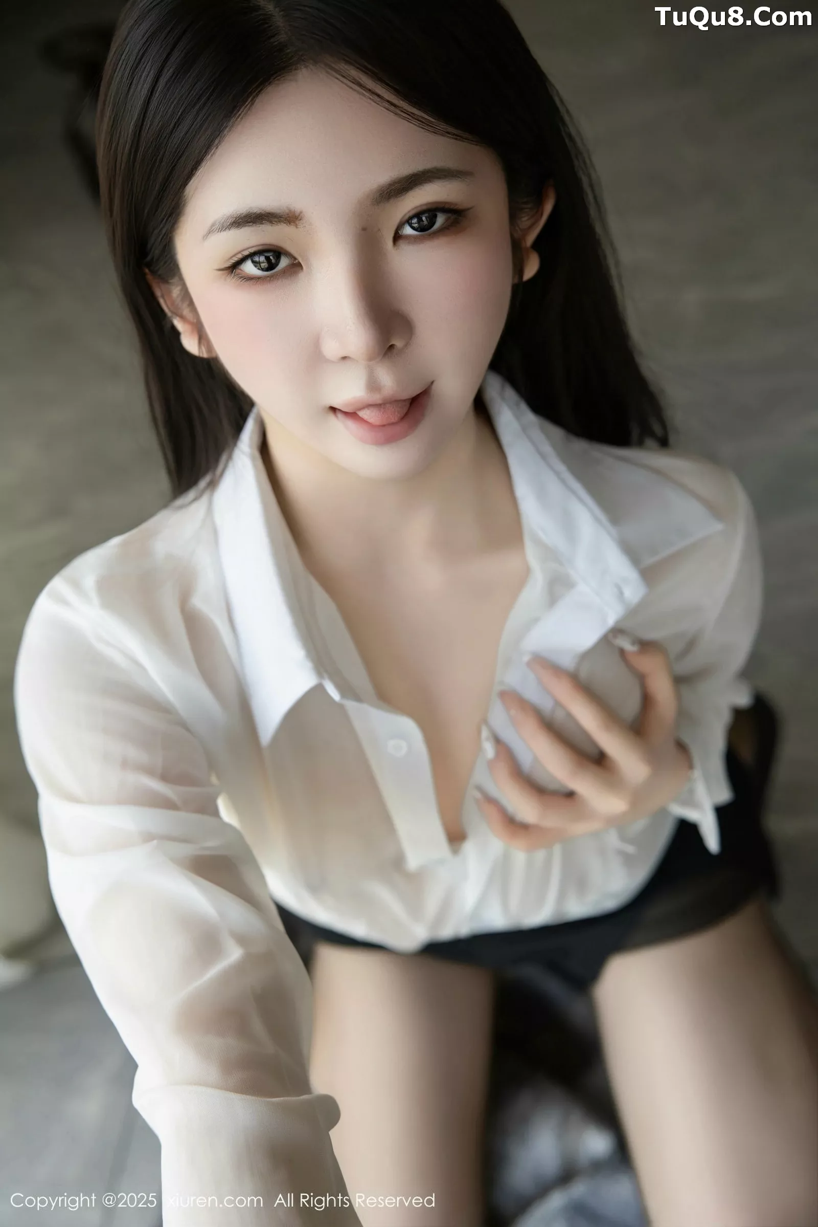 李童童  [XiuRen]高清写真图 2025.05.29 No.10338 童童Bunny 性感OL第29张图片