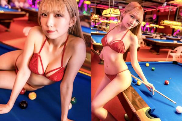 霜月めあ   霜月めあ - Lady Player MEA 日本性感银色比基尼游戏厅科幻风写真第30张图片