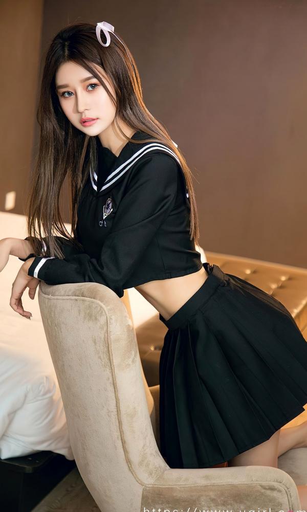 欣怡   UGirlsApp尤果圈爱尤物-2627-欣怡-《乐声与野火》性感黑色JK露腰制服私房写真第9张图片
