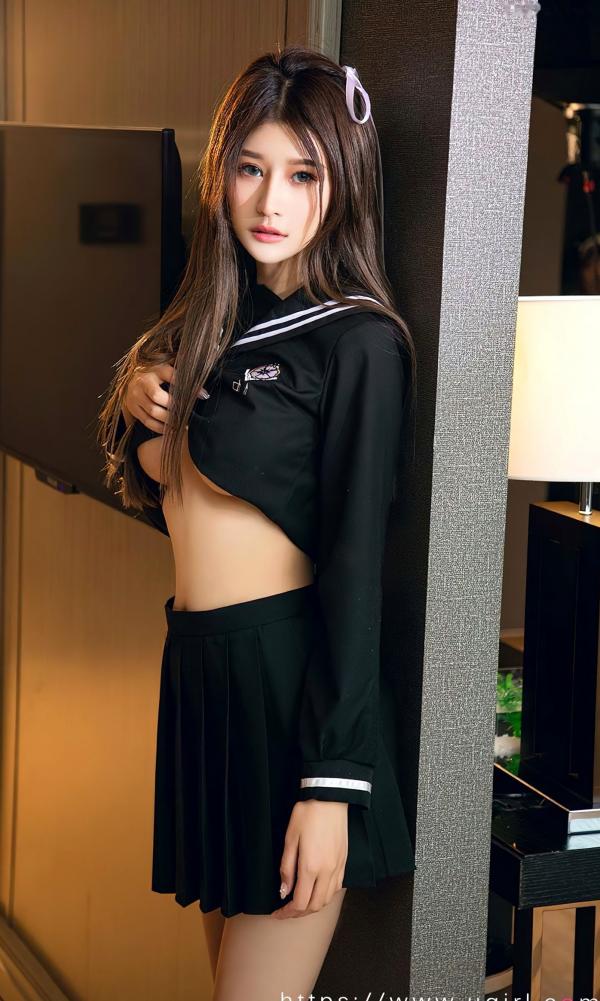 欣怡   UGirlsApp尤果圈爱尤物-2627-欣怡-《乐声与野火》性感黑色JK露腰制服私房写真第21张图片