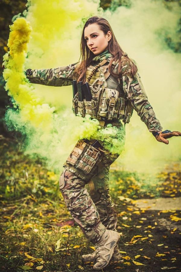 Елена Делигиоз  Elena Deligioz- 最清纯的俄罗斯女兵第17张图片