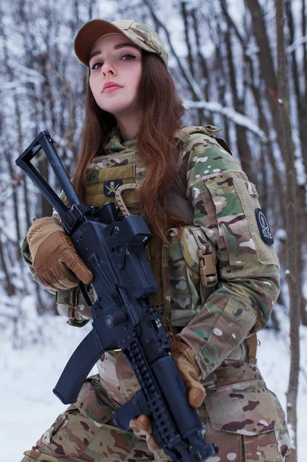 Елена Делигиоз  Elena Deligioz- 最清纯的俄罗斯女兵第33张图片
